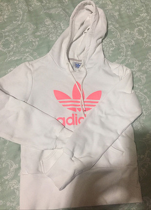 Adidas Sweatshirt