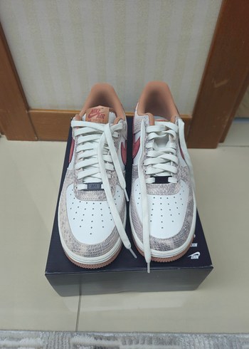Nike Nike Air Force AF 1 Lv8