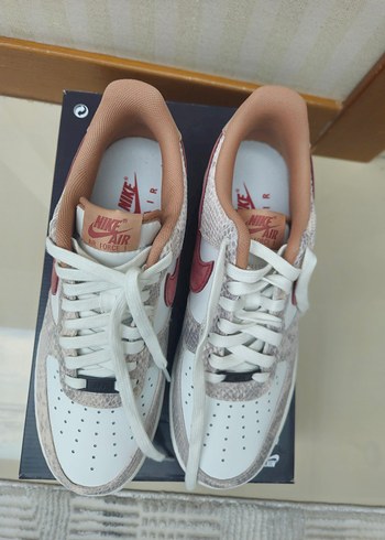 42 Beden Nike Air Force AF 1 Lv8