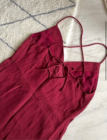 xs Beden Mango bordo renk ince askılı şort tulum