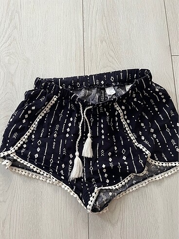 xs Beden H&M etnik kısa şort
