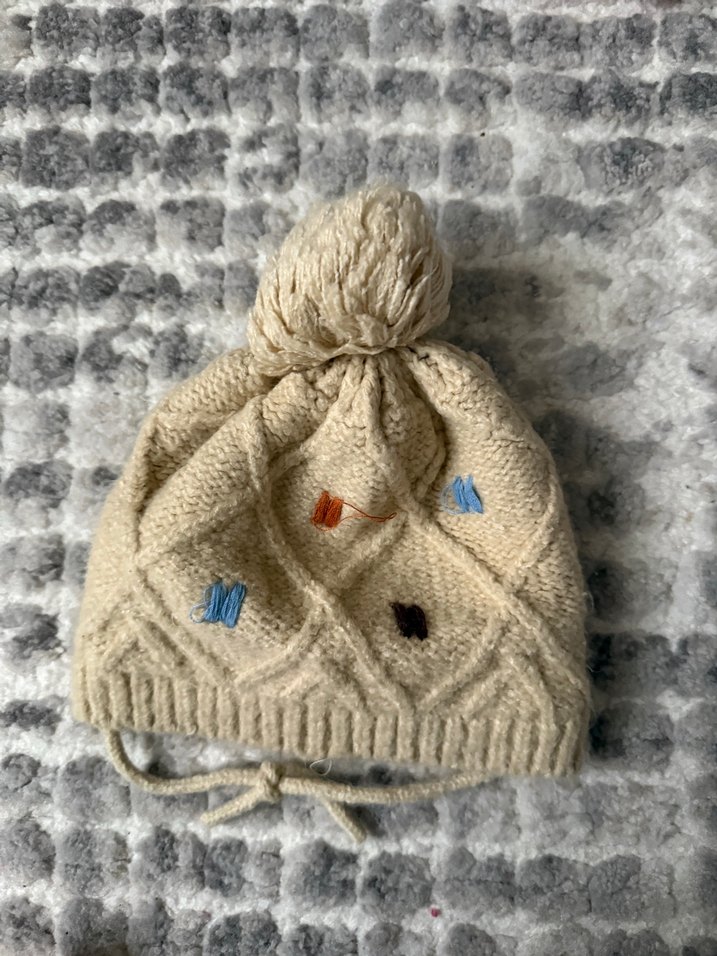 Nakışlı Bej Örgü Çocuk Bere - Görsel 2