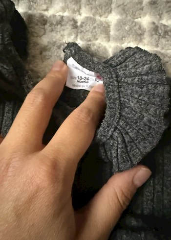 Uzun Kollu Gri Örgü Bebek Kız Takımı - Görsel 2