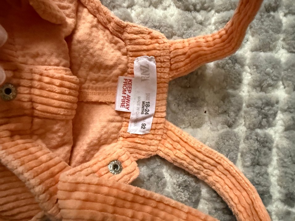 Kız Çocuk Düğmeli Kolsuz Elbise - Görsel 2