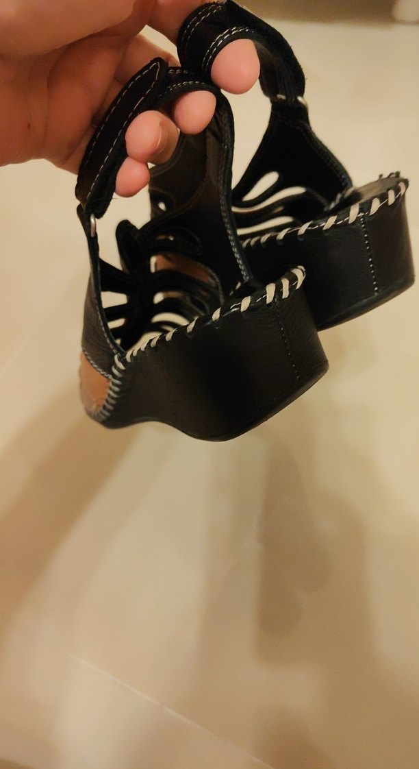 Kemerli Zebra Desenli Kadın Dolgu Topuk Sandalet - Görsel 4