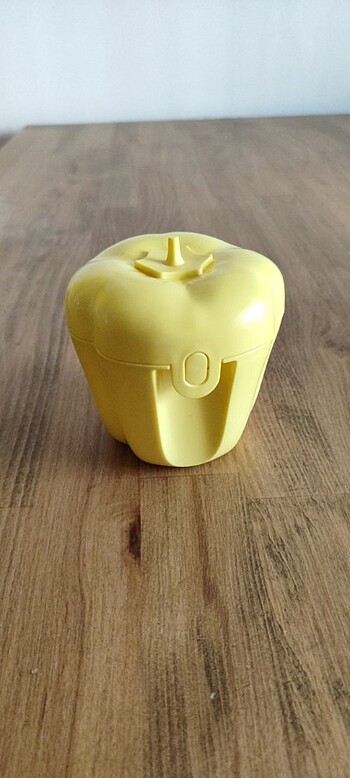 Tupperware saklama kabı