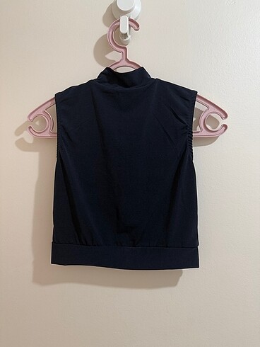 Sıfır kollu bluz - Görsel 6