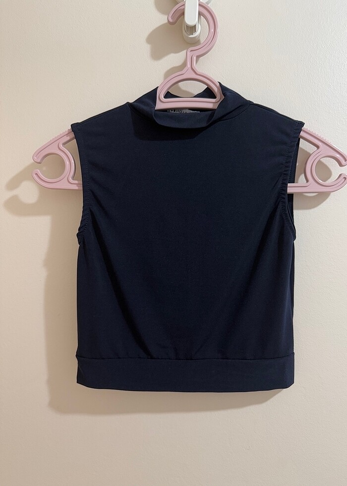 Sıfır kollu bluz - Görsel 4