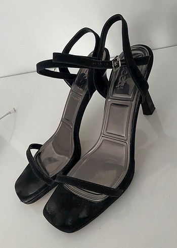 Klasik Siyah Yılan Desenli Stiletto Topuklu Ayakkabı - Görsel 2