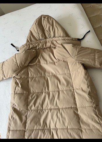 Bej Kapüşonlu Kadın Kışlık Mont - Görsel 2