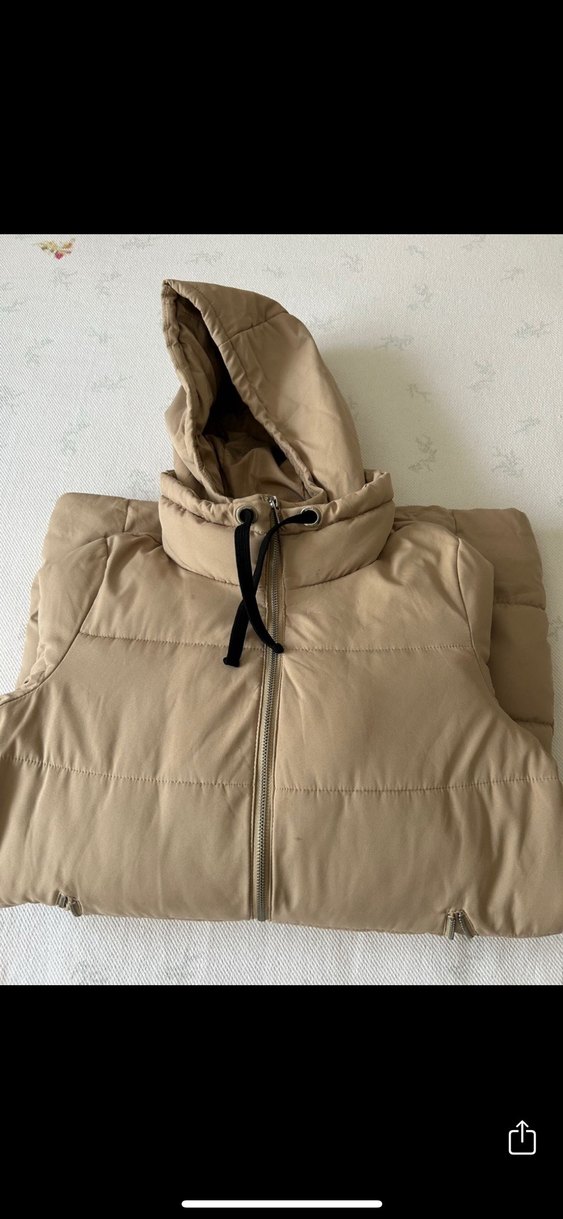 Bej Kapüşonlu Kadın Kışlık Mont - Görsel 4