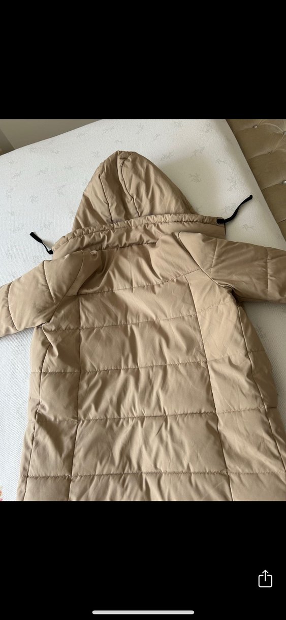 Bej Kapüşonlu Kadın Kışlık Mont - Görsel 2