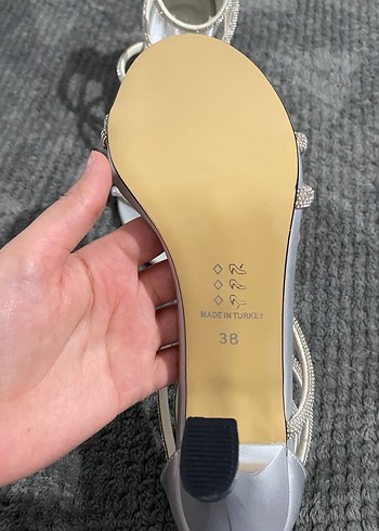 Beyaz Yüksek Topuklu Tokalı Abiye Ayakkabı - Görsel 4