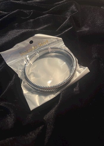 Gri Yılan Desenli Elastik Kadın Bileklik - Görsel 2