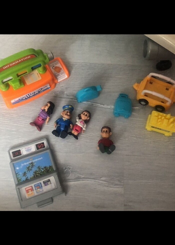 Oyuncak sesli büyük yolcu uçağı ve ekipmanları  - Görsel 2