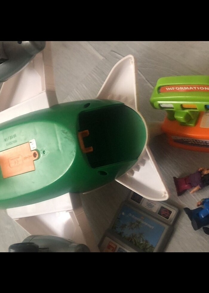 Oyuncak sesli büyük yolcu uçağı ve ekipmanları  - Görsel 4