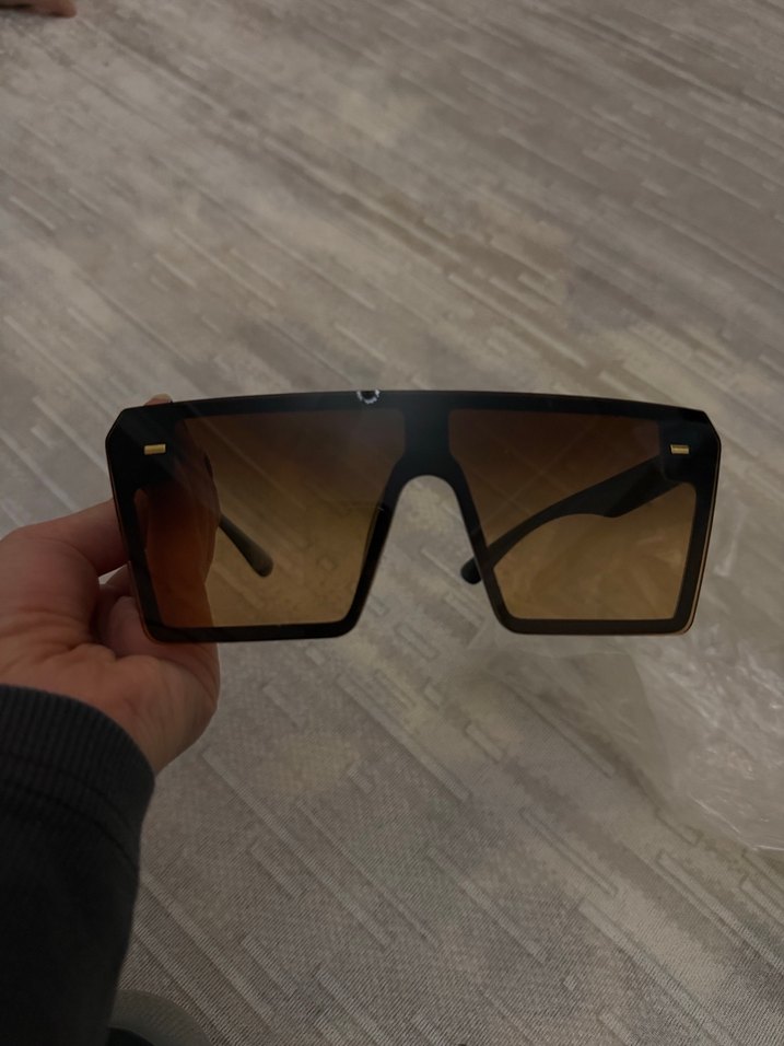 Şeffaf Kahverengi Sokak Stili Kadın Güneş Gözlüğü - Görsel 2