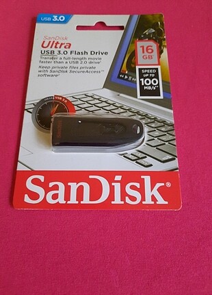 Sandisk 16 GB usb bellek