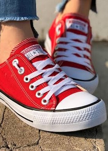 Kadın kırmızı converse 