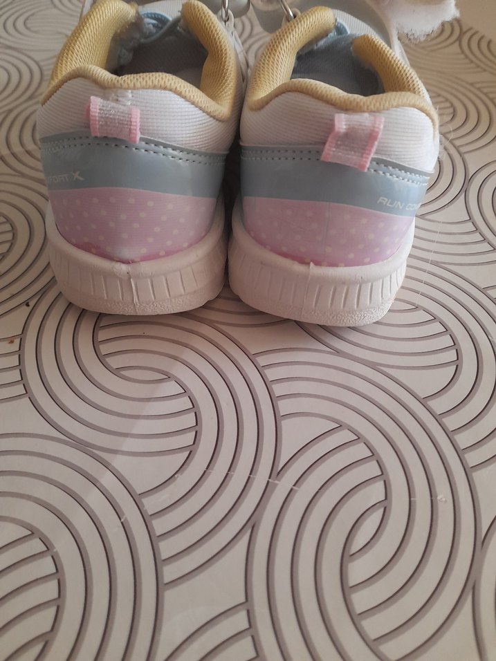 Kız Çocuk Beyaz Spor Ayakkabı Velcro - Görsel 3