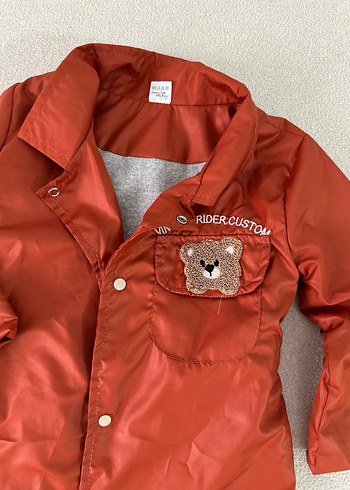 Erkek Çocuk Kahverengi Düğmeli Yağmurluk - Görsel 2