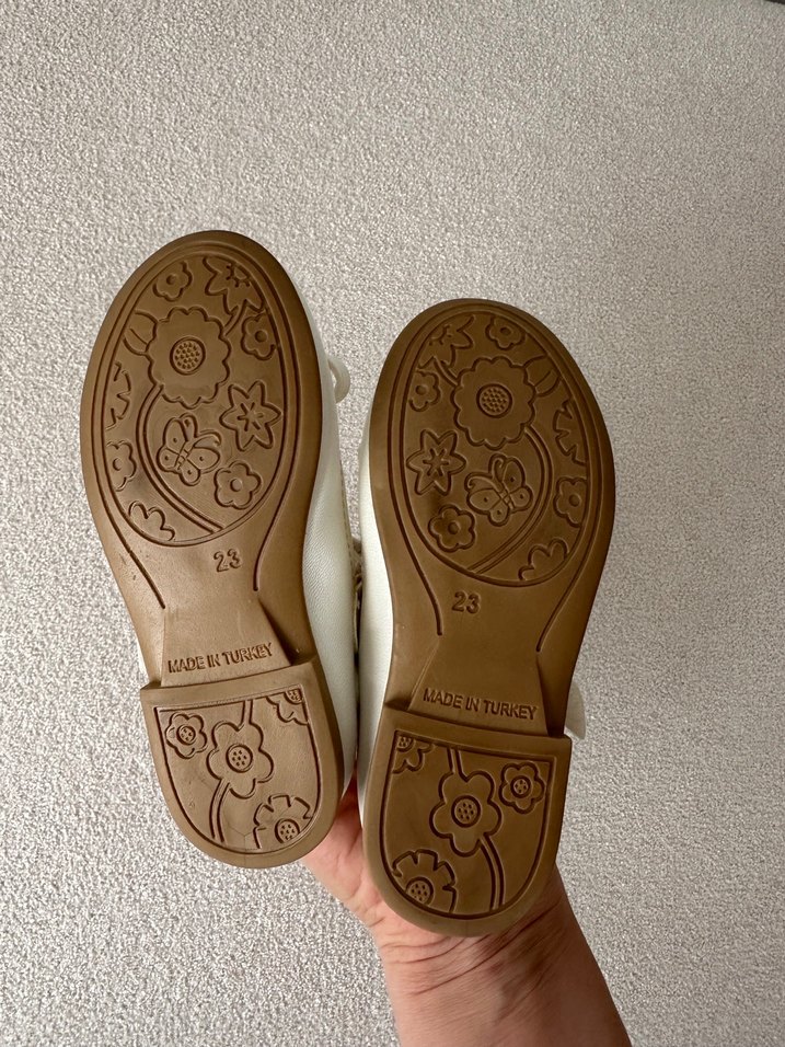 Kız Çocuk Beyaz Fiyonk Detaylı Babet ,içten destekli - Görsel 2