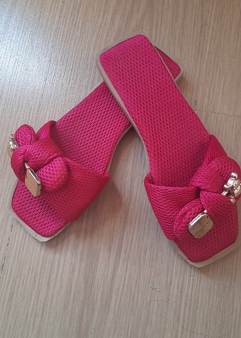 Bambi Renkli Pembe Tokalı Kadın Terlik