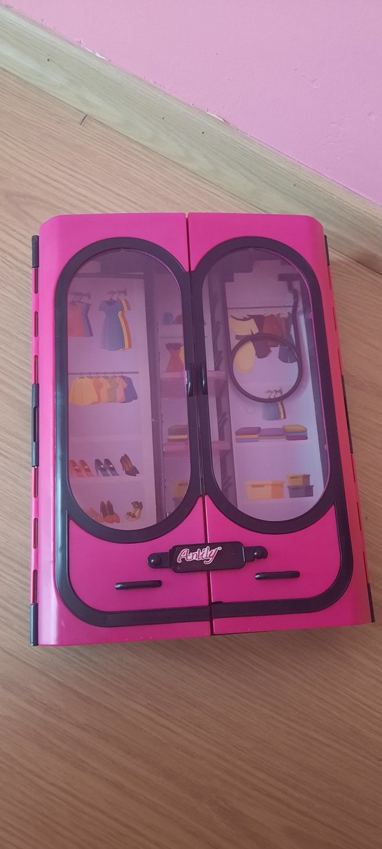 Koyu Pembe Çocuk Dolabı oyuncak - Görsel 5