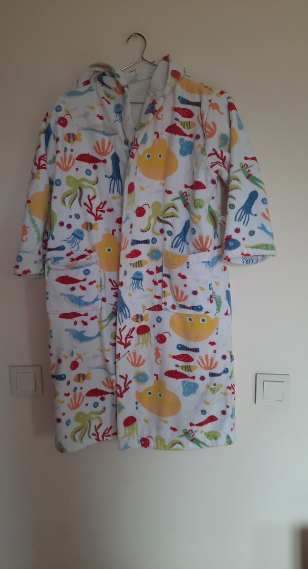 Erkek Çocuk Renkli Desenli Bornoz - Görsel 4