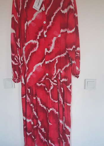 l Beden Uzun Kollu Kırmızı Batik Desenli Salaş Elbise