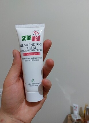 Sebamed Nemlendirici u dolu