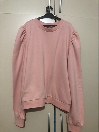 H&M sweatshirt