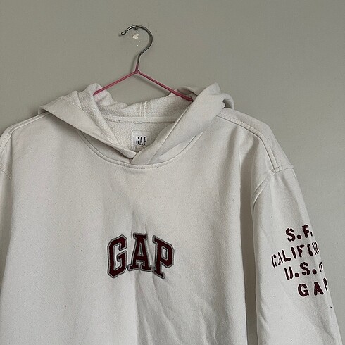 Gap sweatshirt