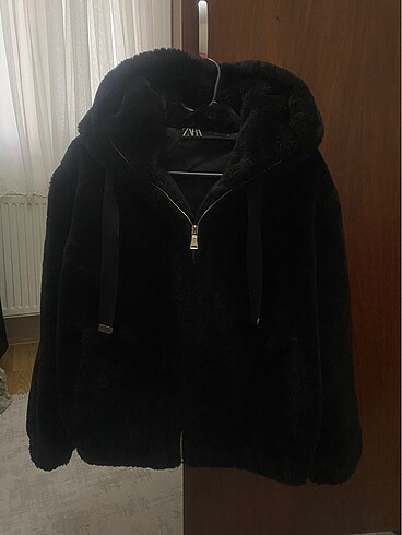 Zara peluş mont