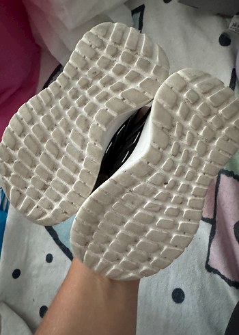 23 Beden Kız Çocuk Siyah Cırt Cırtlı Spor Ayakkabı