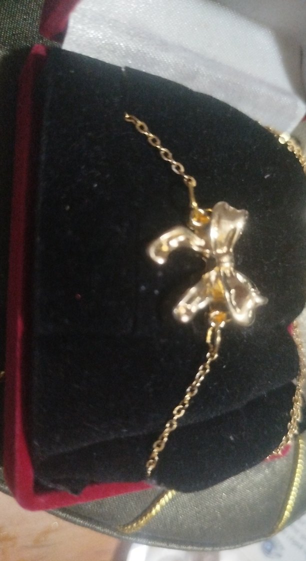 Altın Renkli Fiyonk Detaylı Kadın bileklik - Görsel 2