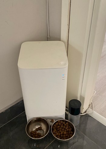 Otomatik Köpek Mama Kabı ve Besleyici - Görsel 2