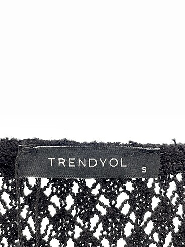 s Beden siyah Renk Trendyol & Milla Bluz %70 İndirimli.