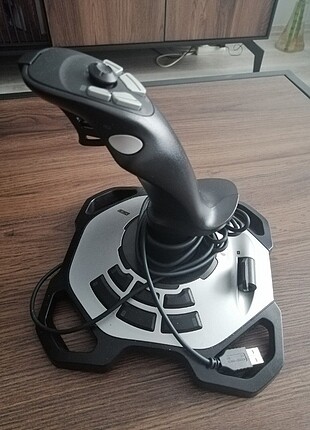 Logitech - Joystick