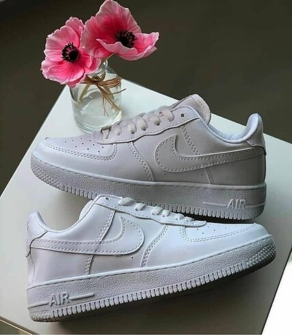 Nike air force beyaz renk ayakkabı