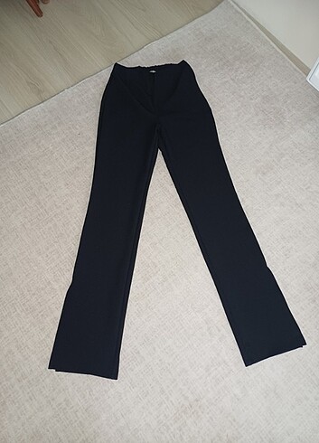 Moda yırtmaç detaylı pantolon - Görsel 2