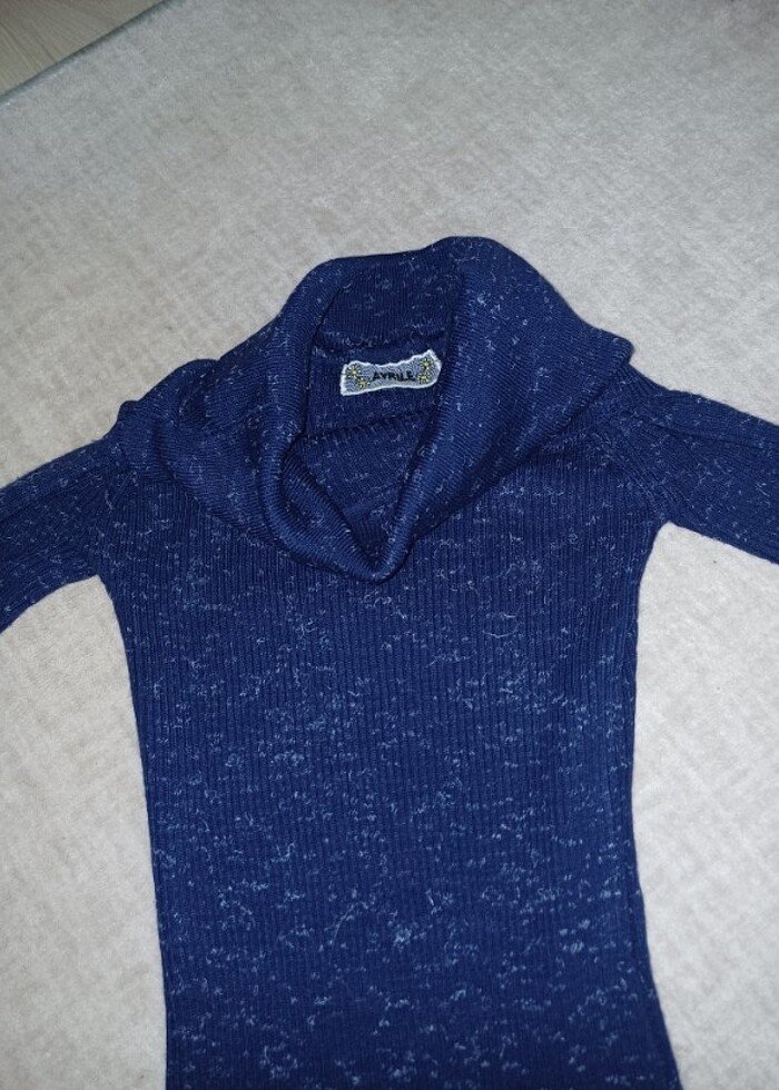 Düşük omuz ince triko elbise - Görsel 3