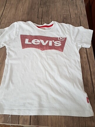 8 Yaş Beden #levi's#tişört#