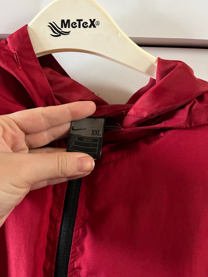 Nike yağmurluk - Görsel 4