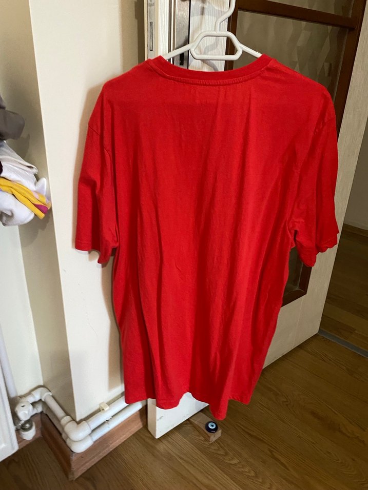 Kırmızı MAVİ Baskılı  Tişört - Görsel 3