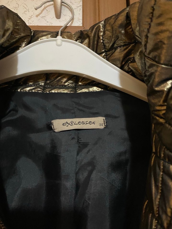 Parlak Altın Renkli Fermuarlı Kadın Ceket - Görsel 5