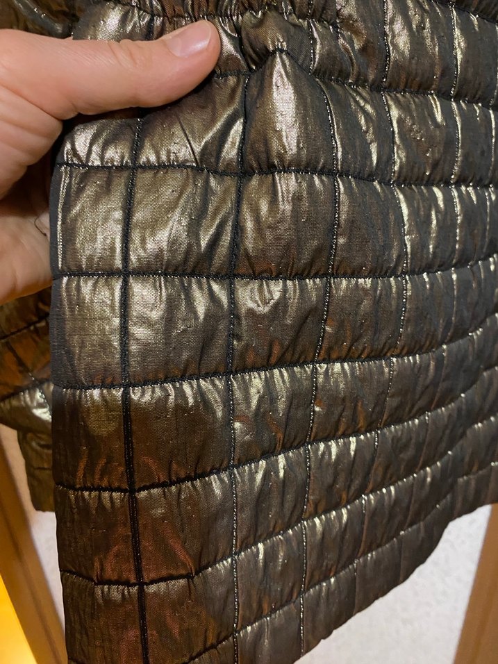 Parlak Altın Renkli Fermuarlı Kadın Ceket - Görsel 4