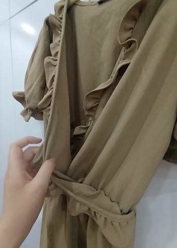 Bej Keten Midi Elbise, V Yaka, Fırfırlı - Görsel 6