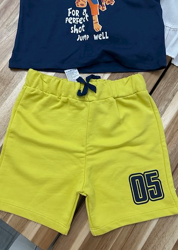 Baskılı Sarı Şortlu Erkek Bebek Takımı - Görsel 2