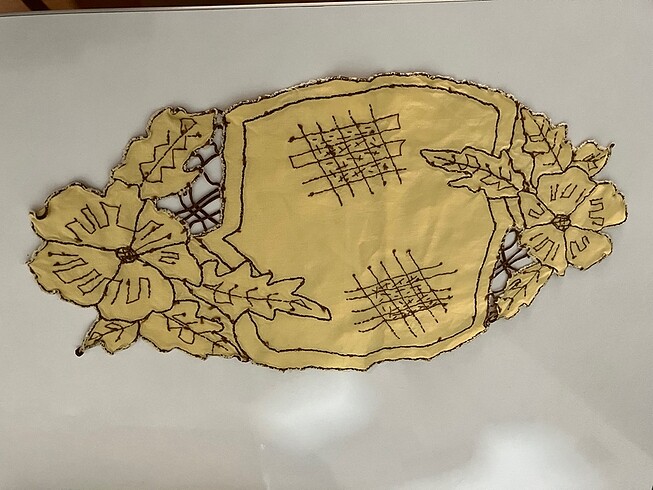 Antika delik işi Sehpa örtüsü - Görsel 2